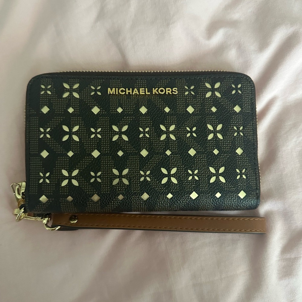 Michael Kors Black and Gold Patterned Wallet